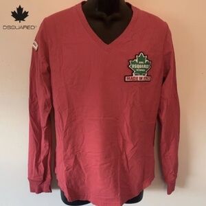 D Squared V Neck Long Sleeve T Shirt Medium Purposefully distressed design